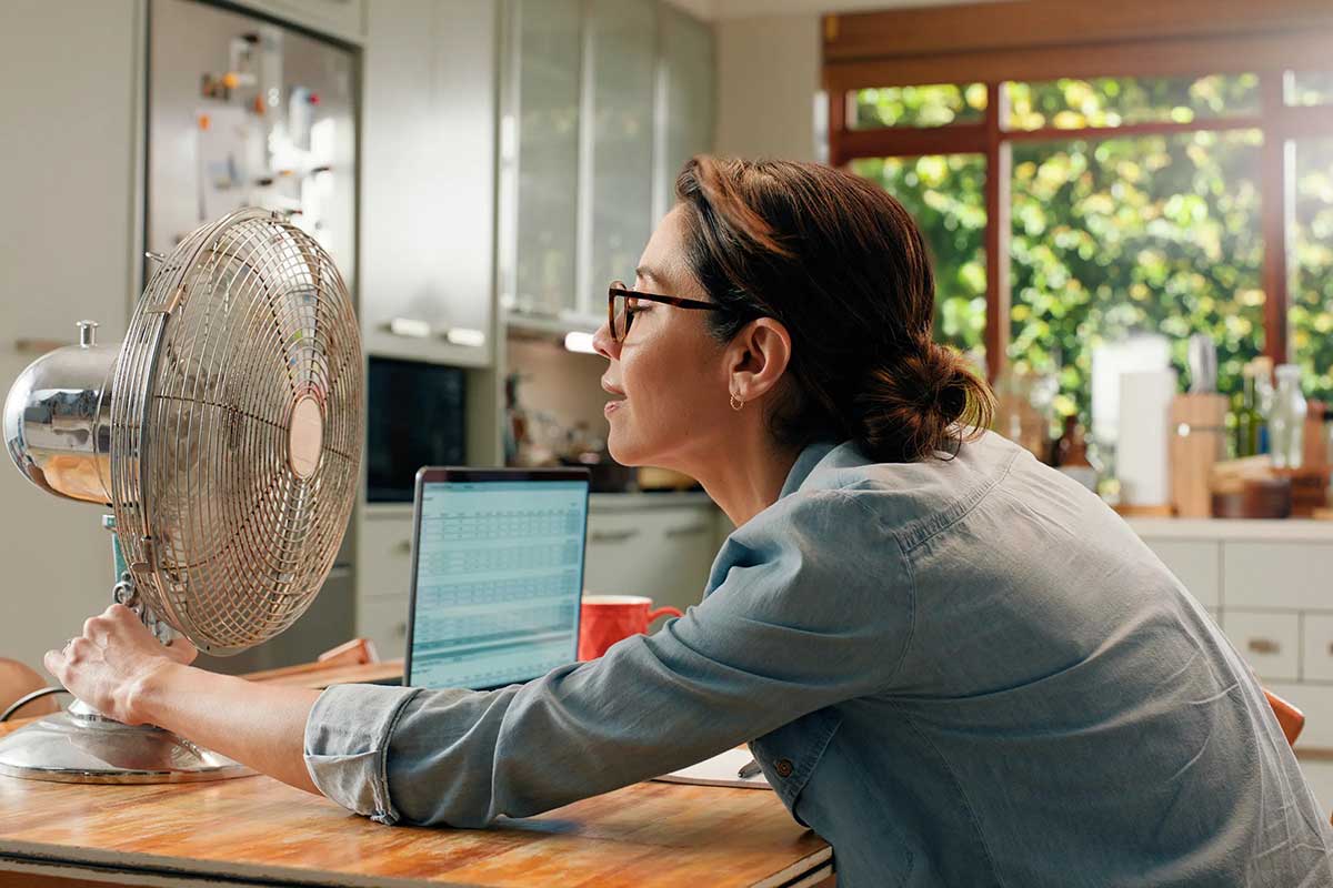 How does Naturopathy give Relief from Hot Flashes experienced around Menopause?